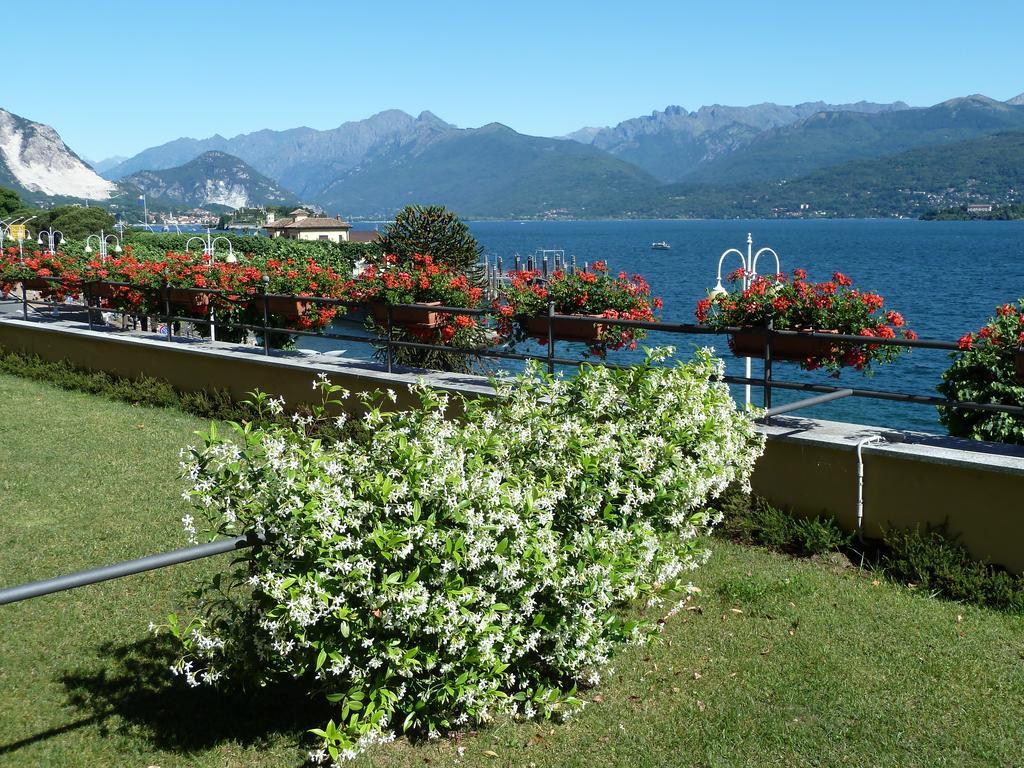 Hotel Residence La Luna Nel Porto Stresa Luaran gambar