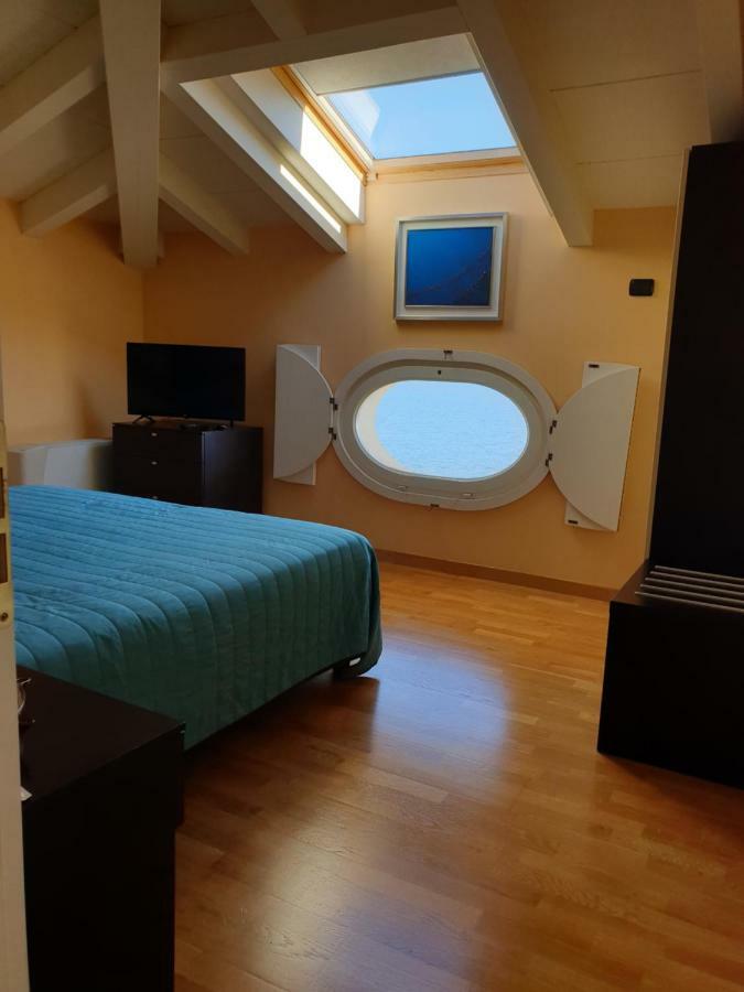 Hotel Residence La Luna Nel Porto Stresa Luaran gambar