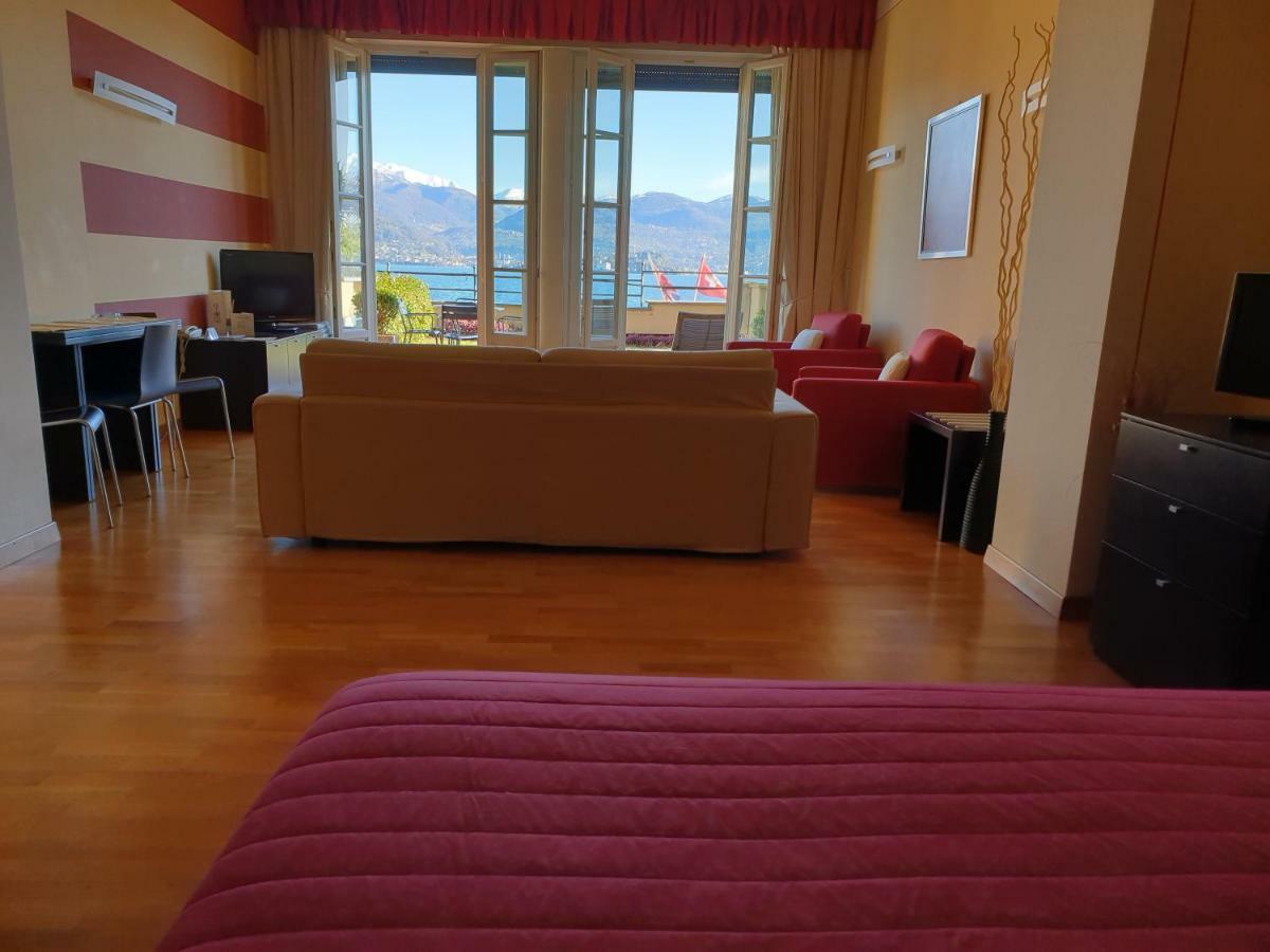 Hotel Residence La Luna Nel Porto Stresa Luaran gambar
