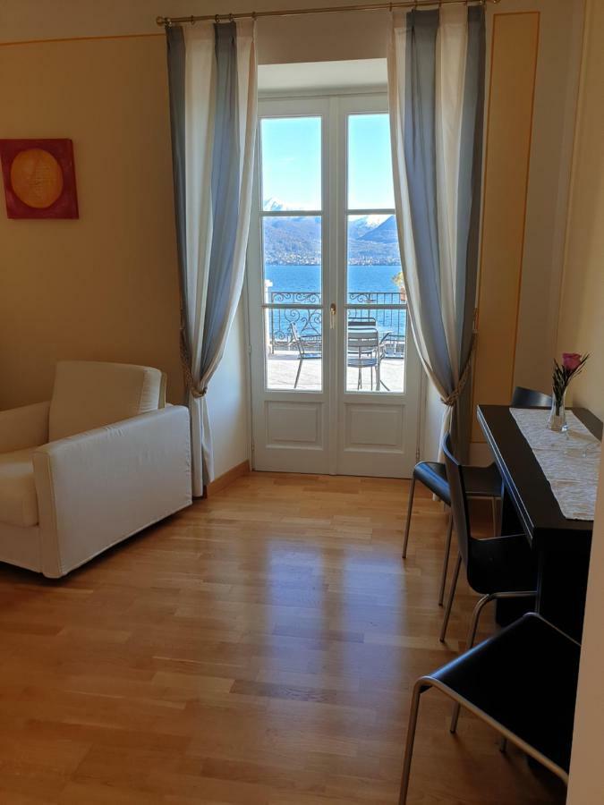 Hotel Residence La Luna Nel Porto Stresa Luaran gambar